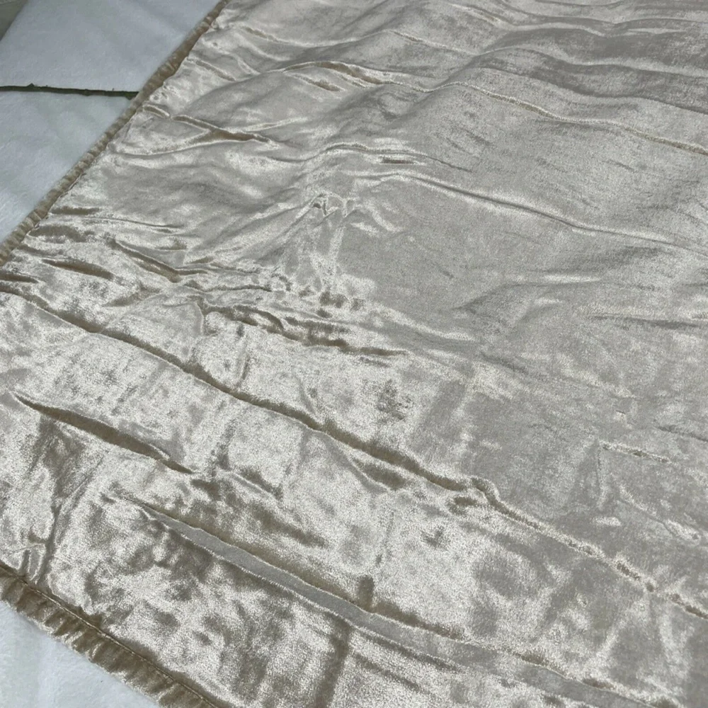 NIB [ 1 King ] Quilted Velvet Sham for Hotel‎ Collection Contour